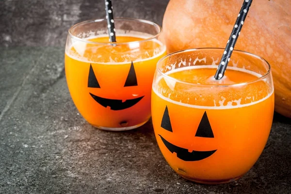 Pumpkin drink for Halloween party — Stock Photo, Image