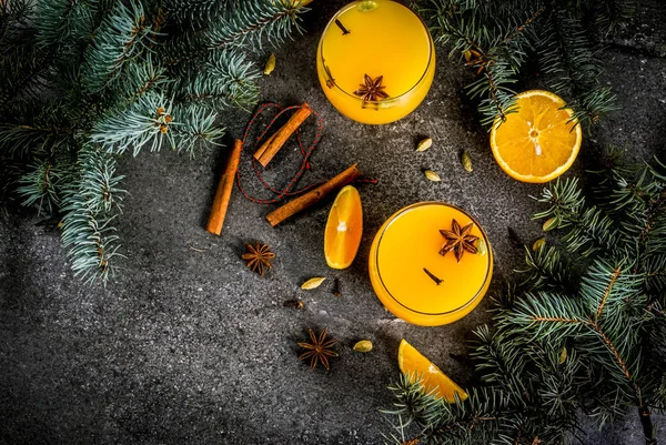 Caliente picante invierno naranja ponche — Foto de Stock
