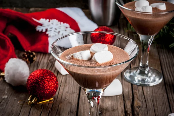 Horká čokoláda Martini s marshmallow — Stock fotografie