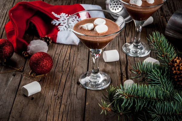 Horká čokoláda Martini s marshmallow — Stock fotografie