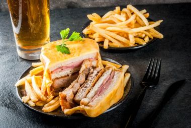 Geleneksel Portekiz yemekleri, francesinha