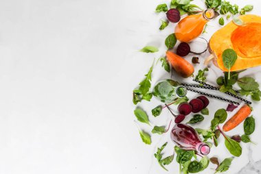 Renkli meyve smoothies