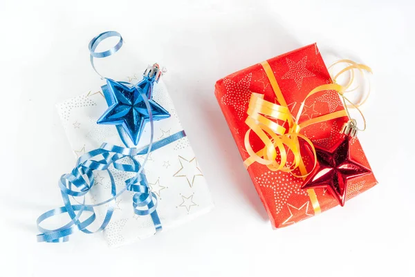 Cajas de regalo de Navidad y decoraciones —  Fotos de Stock