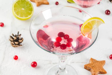 Festival kızılcık martini