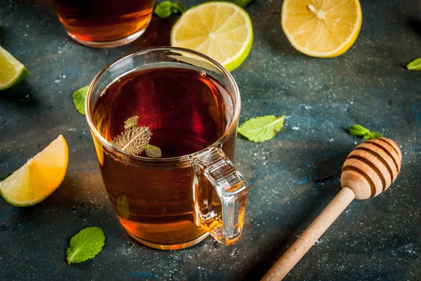 Siyah çay limon ve nane