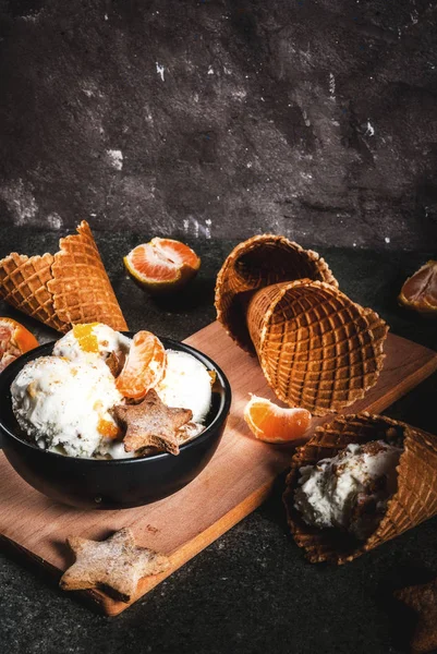 Mézeskalács fagylalt mandarin — Stock Fotó