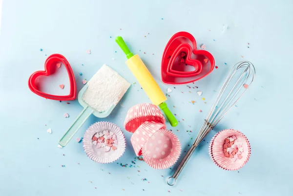 Концепция сладкой выпечки на День Святого Валентина — стоковое фото