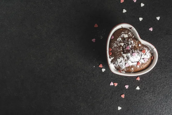 Valentinstag-Becher-Kuchen — Stockfoto