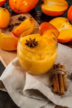 Trabzon hurması meyve yüzlü