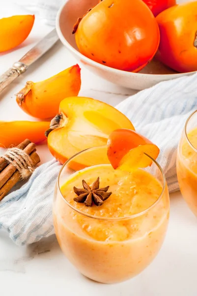 Trabzon hurması meyve yüzlü