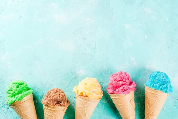 Çeşitli parlak dondurma seti