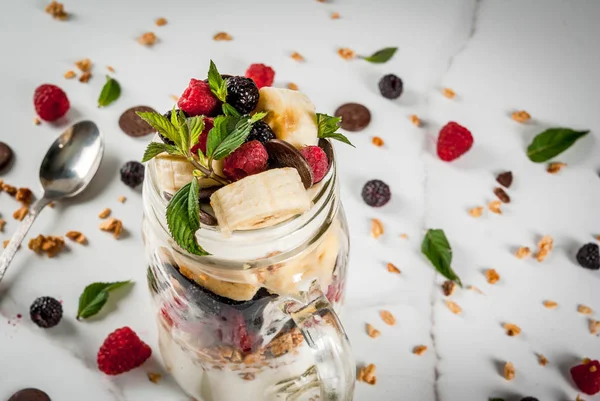 Frukost banana split — Stockfoto