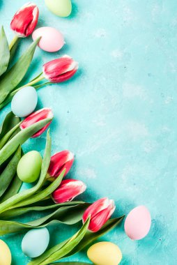 Paskalya yumurtaları ve Lale arka plan