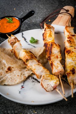 Tikka masala, tereyağı tavuk köri