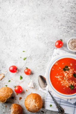 Domates çorbası Gazpacho.