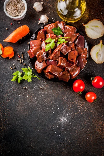 Ham sığır eti karaciğer dilimlenmiş