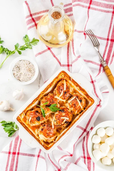 Albóndigas de pavo de pollo preparadas —  Fotos de Stock