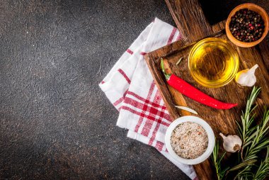 Otlar ve baharatlar arka plan yemek