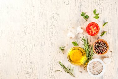 Otlar ve baharatlar arka plan yemek