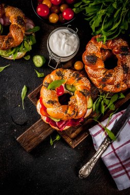 Çeşitli simit sandviç