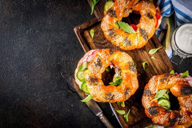 Çeşitli simit sandviç