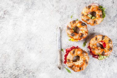 Çeşitli simit sandviç