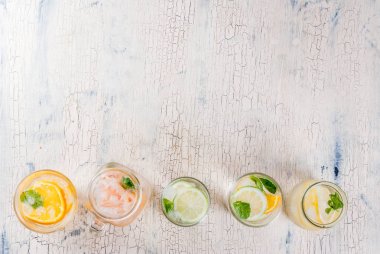 Çeşitli narenciye Lincoln kümesi