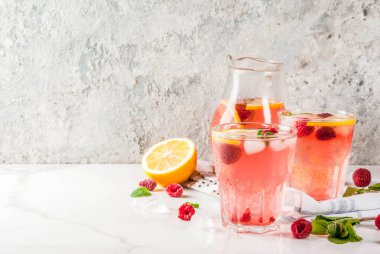 Ahududu mojito veya limonata