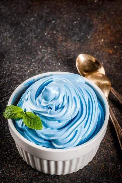 Vários iogurte congelado — Fotografia de Stock