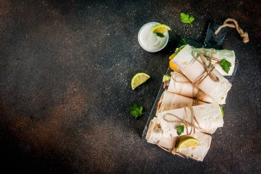 Yığın şal sandviç