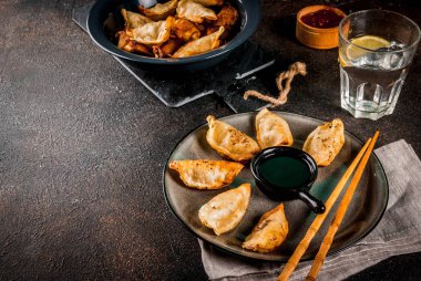 Kızarmış Asya köfte sosu