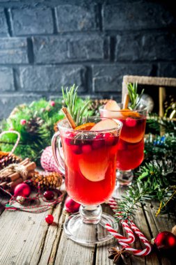 Geleneksel Noel mulled şarap