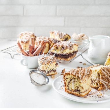 Tarçın-Streusel Kahveli Kek