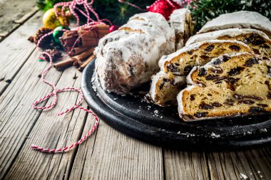 ev yapımı Noel stollen