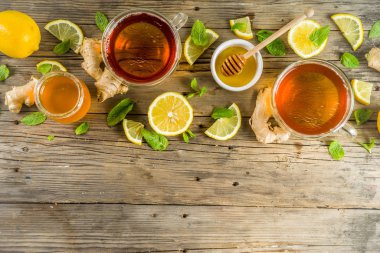 Malzemelerle nane ve limon ile Sonbahar çayı