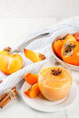 Trabzon hurması meyve yüzlü