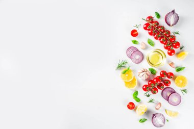 Sebze ve otlarla yemek pişirme