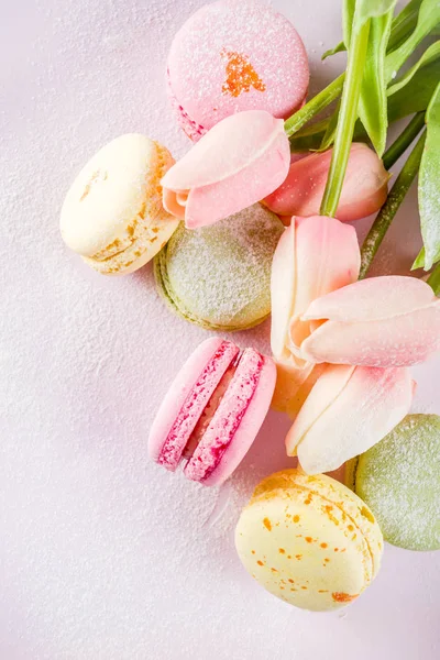Bright colorful macarons — Stock Photo, Image