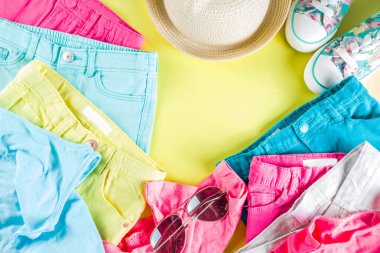 Yaz Satılık alışveriş kavramı