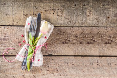 Sevgililer günü yer sofra