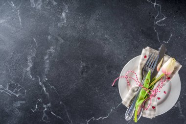 Sevgililer günü yer sofra