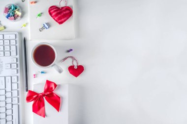 Gizli Sevgililer Günü ofis oyunu konsepti