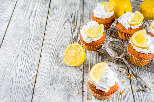 Cupcakes au citron maison — Photo