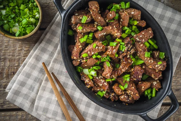 Hidangan Bbq Korea Beef Bulgogi Dengan Irisan Daging Iga Sapi — Stok Foto