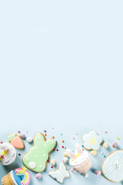 Великодні Канікули Вітальна Листівка Фон Милі Домашні Кекси Традиційним Пасхальним — стокове фото