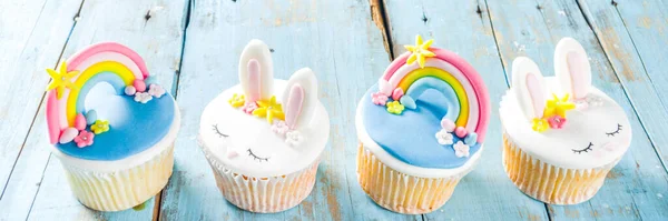 Fond Carte Voeux Vacances Pâques Cupcakes Maison Mignon Avec Lapin — Photo