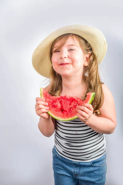 Niño Feliz Con Sandía Sonriente Niña Comiendo Rebanada Sandía Contra —  Fotos de Stock