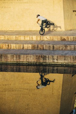 adam bmx akrobatik şekil siluet