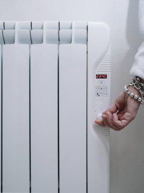 Şirketten termostat basarak parmak geçiş