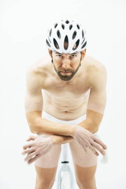 Direksiyon simidinde aittir Bisiklet adamla Nake